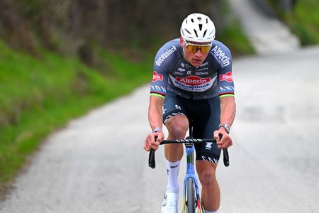 mathieu van der poel riding at Tirreno Adriatico