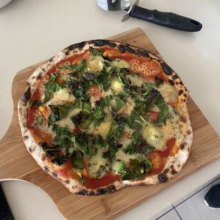 Testing the Woody Pizza Oven
