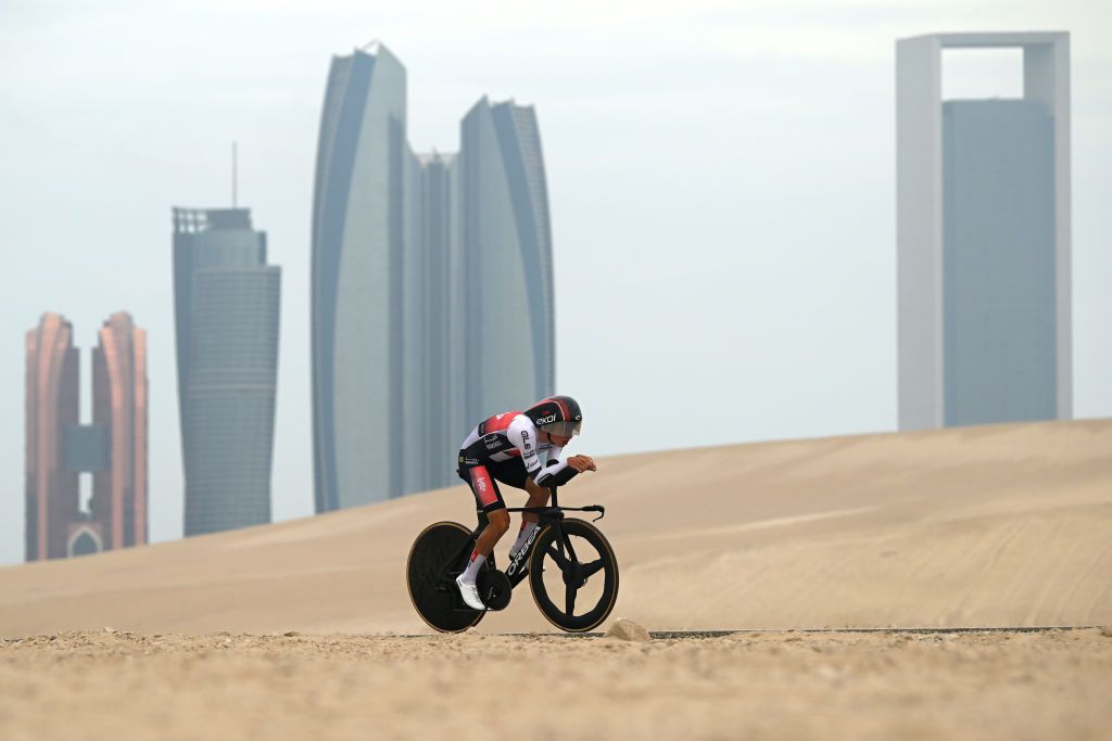 AL HUDAYRIYAT ISLAND ABU DHABI UNITED ARAB EMIRATES FEBRUARY 18 Lennert Van Eetvelt of Belgium and Team Lotto Dstny White Best Young Rider Jersey competes during the 7th UAE Tour Stage 2 a 122km individual time trial stage from Al Hudayriyat Island to Al Hudayriyat Island UCIWWT on February 18 2025 in Abu Dhabi United Arab Emirates Photo by Dario BelingheriGetty Images