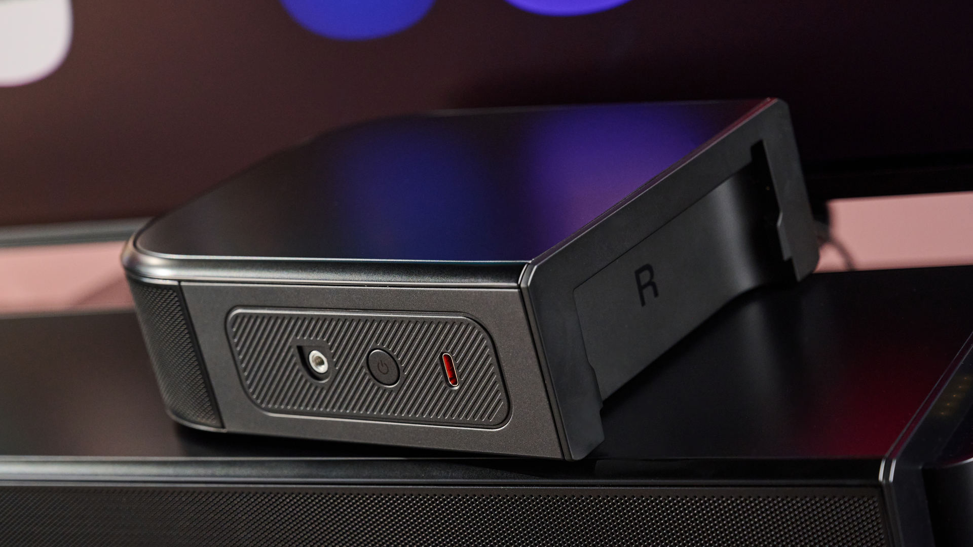 JBL Bar 800MK2 surround speaker on top of the main bar