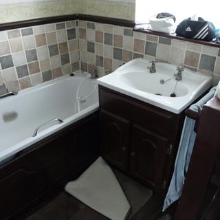 before of a dated bathroom