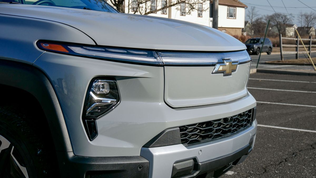 2025 Chevrolet Silverado EV test drive.