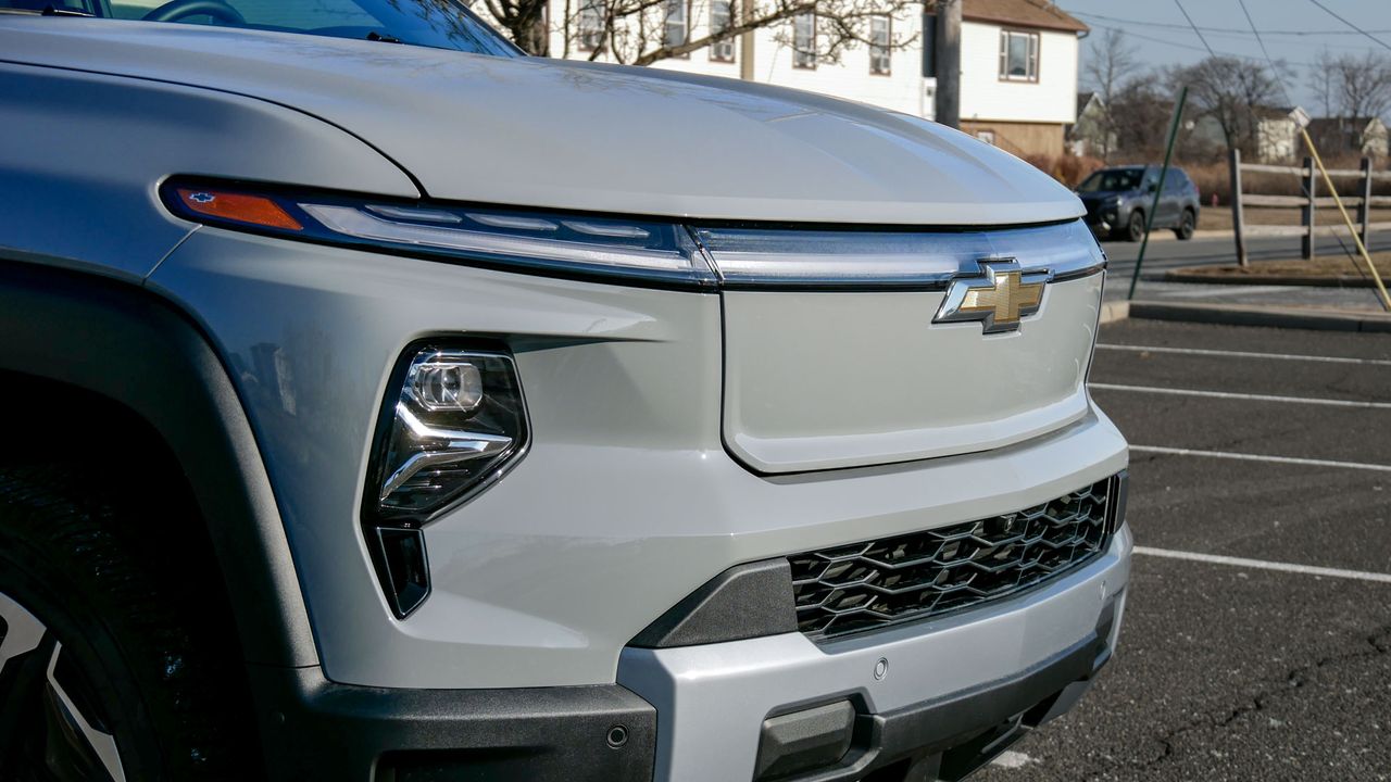 2025 Chevrolet Silverado EV test drive.