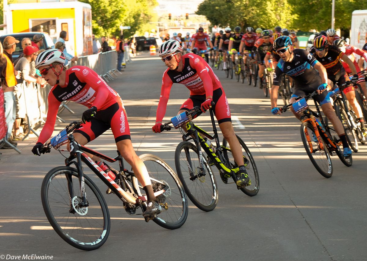 SRAM team-mates Russell Finsterwald and Todd Wells riding at the front of the race