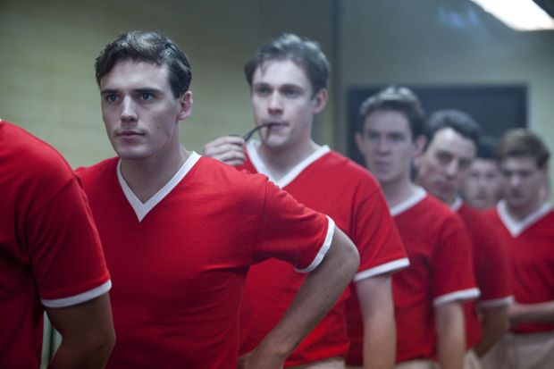 Sam Claflin describes playing a Man United legend