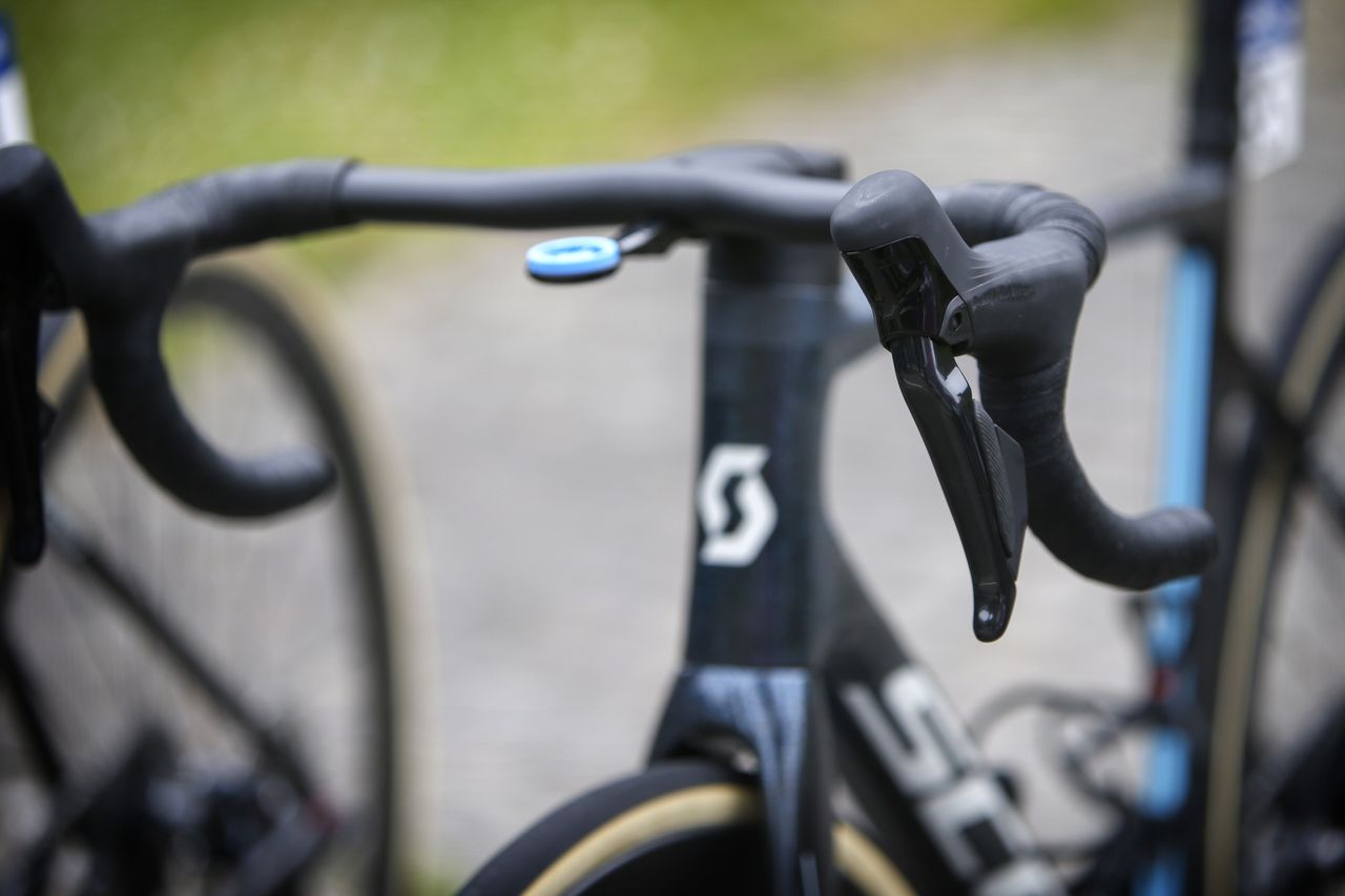 New Shimano Dura-Ace closeup