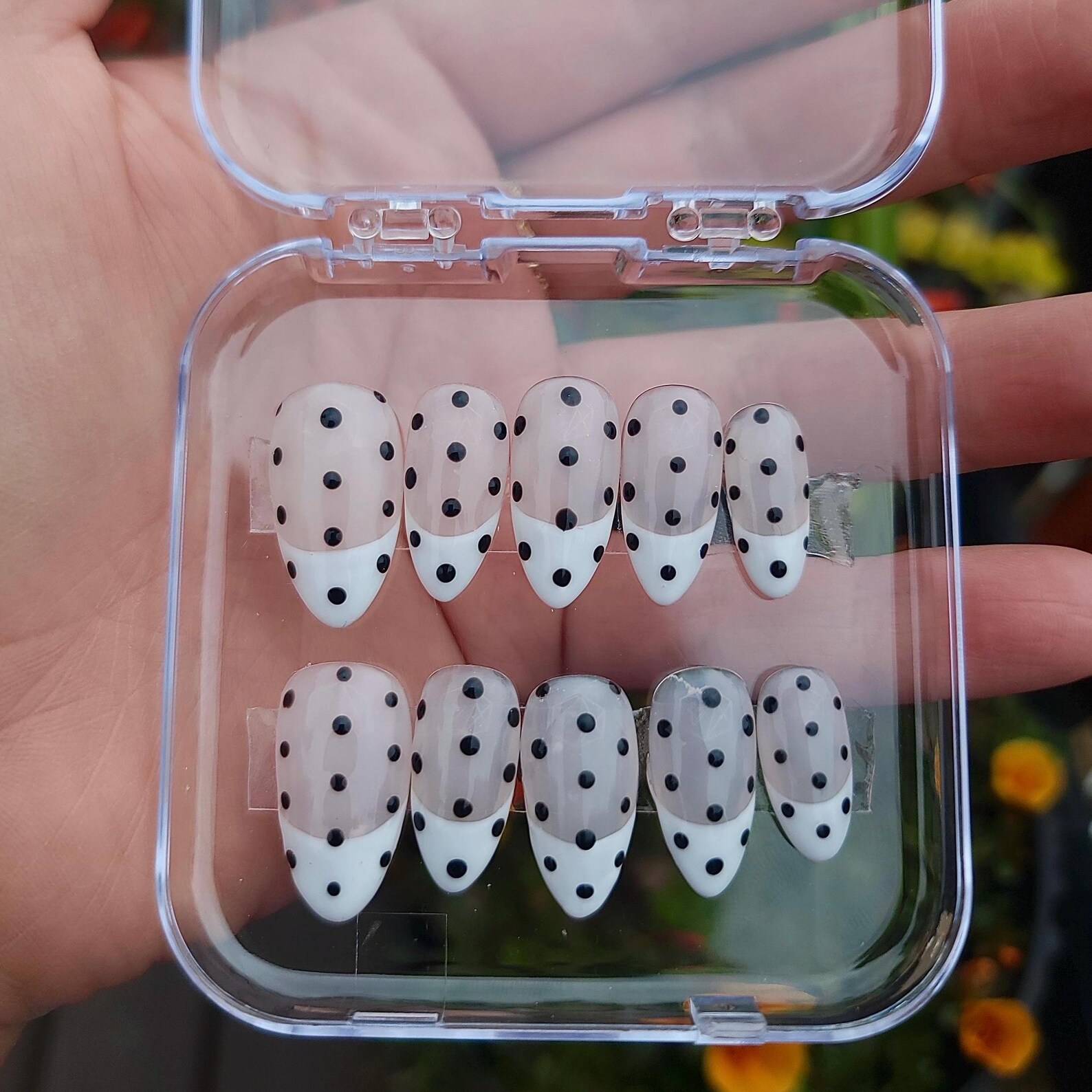 black and white polka dot press on nails