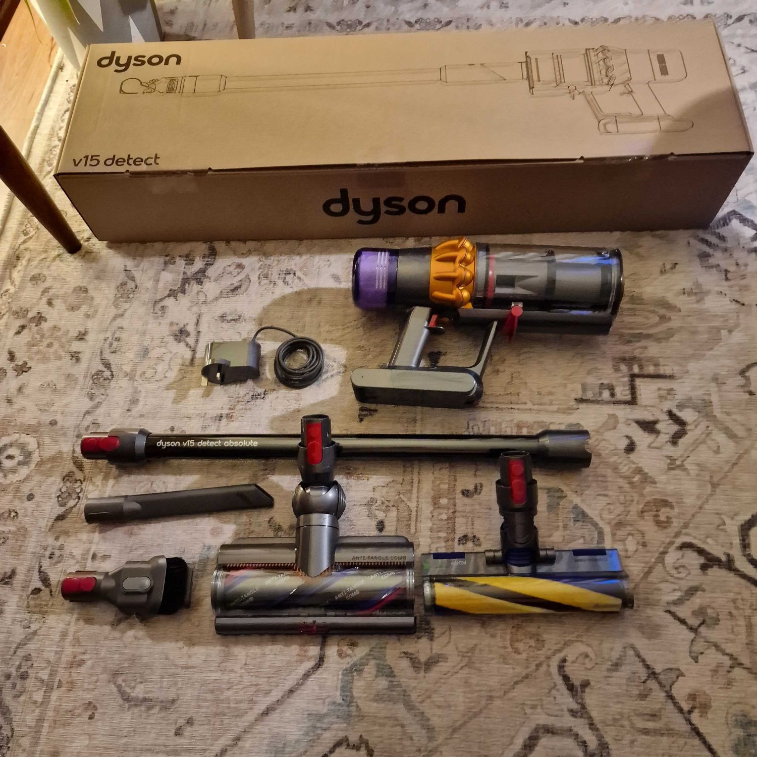 Dyson V15 Detect