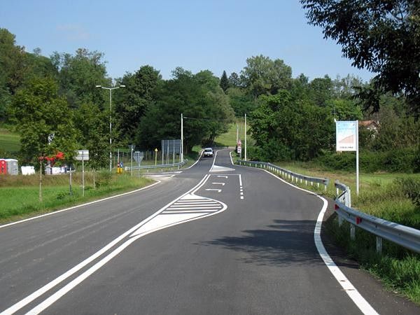 The start of Ronchi ... behind the right turn lies pain.