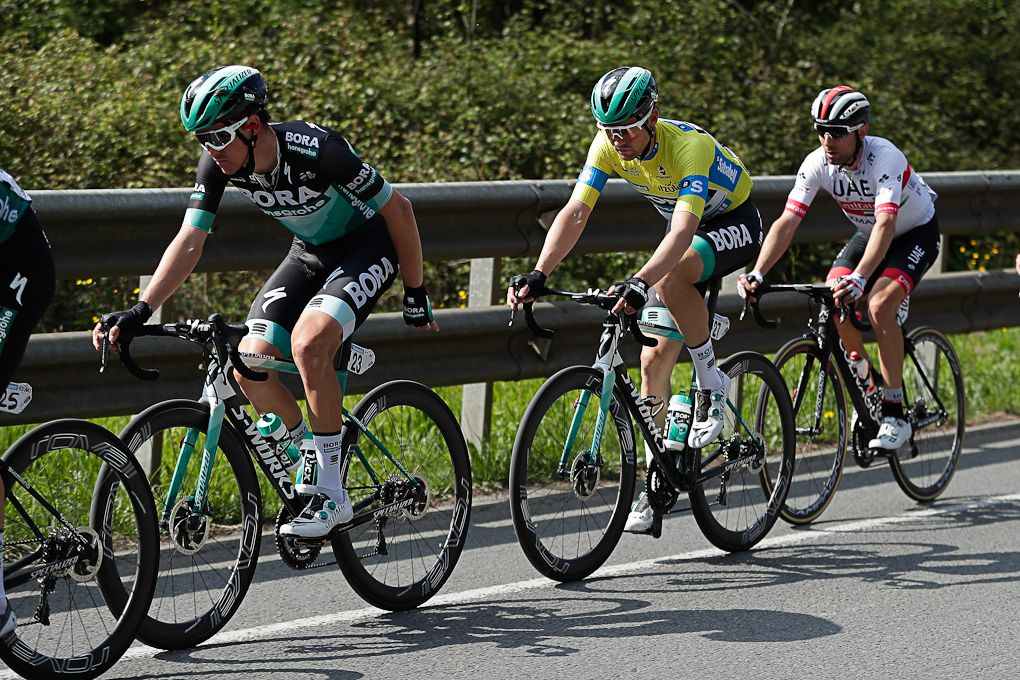 Max Schachmann slipped to third on stage 5 at Pais Vasco