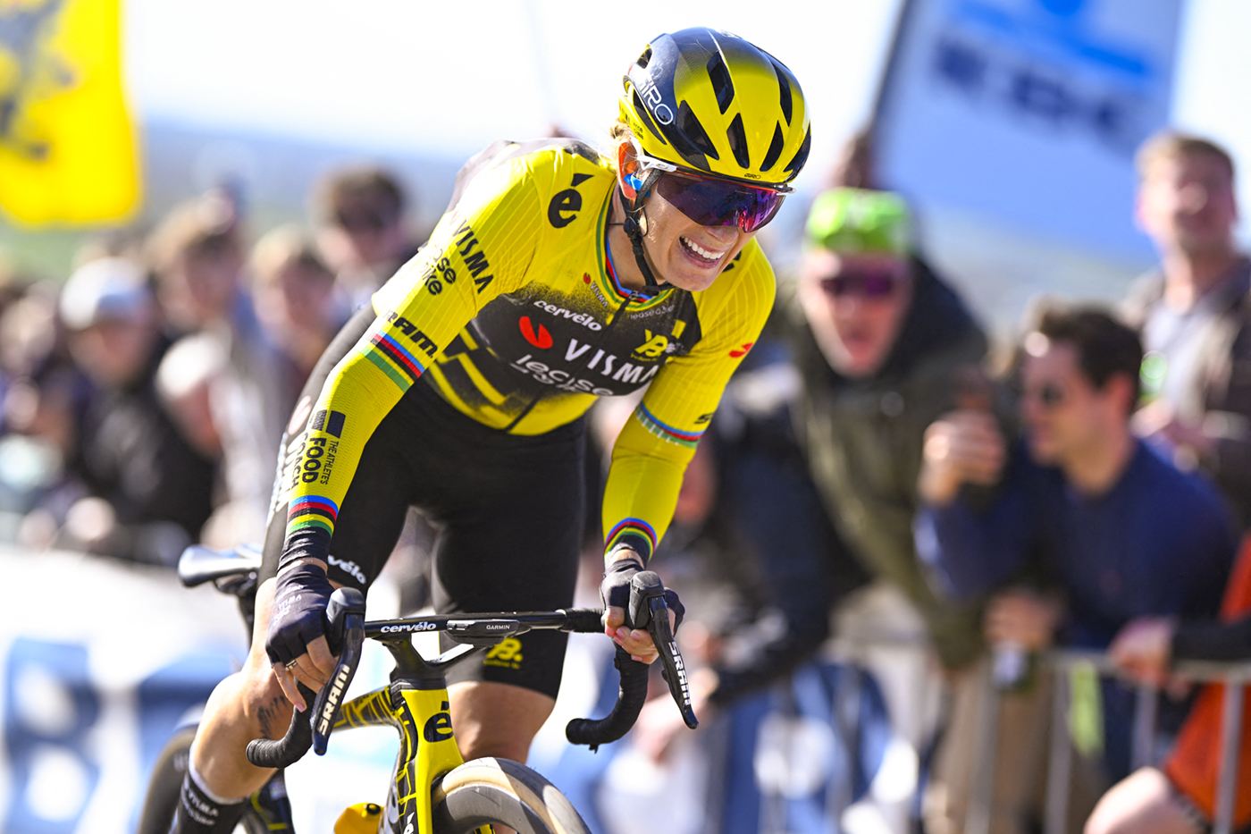 French Pauline Ferrand Prevot of Team Visma-Lease a Bike pictured in action during the women's race of the 'Ronde van Vlaanderen/ Tour des Flandres/ Tour of Flanders' one day cycling race, 168,8k with start and finish in Oudenaarde, Sunday 06 April 2025.
BELGA PHOTO JASPER JACOBS (Photo by JASPER JACOBS / BELGA MAG / Belga via AFP) (Photo by JASPER JACOBS/BELGA MAG/AFP via Getty Images)