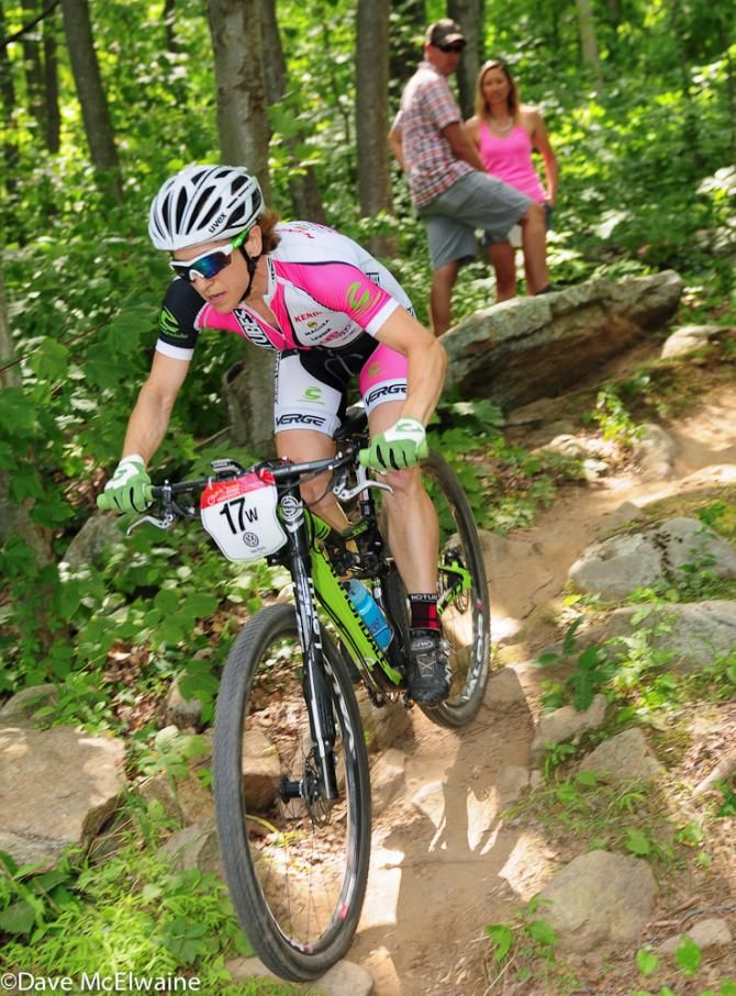 Nina Baum (Stans NoTubes) moving up in the field