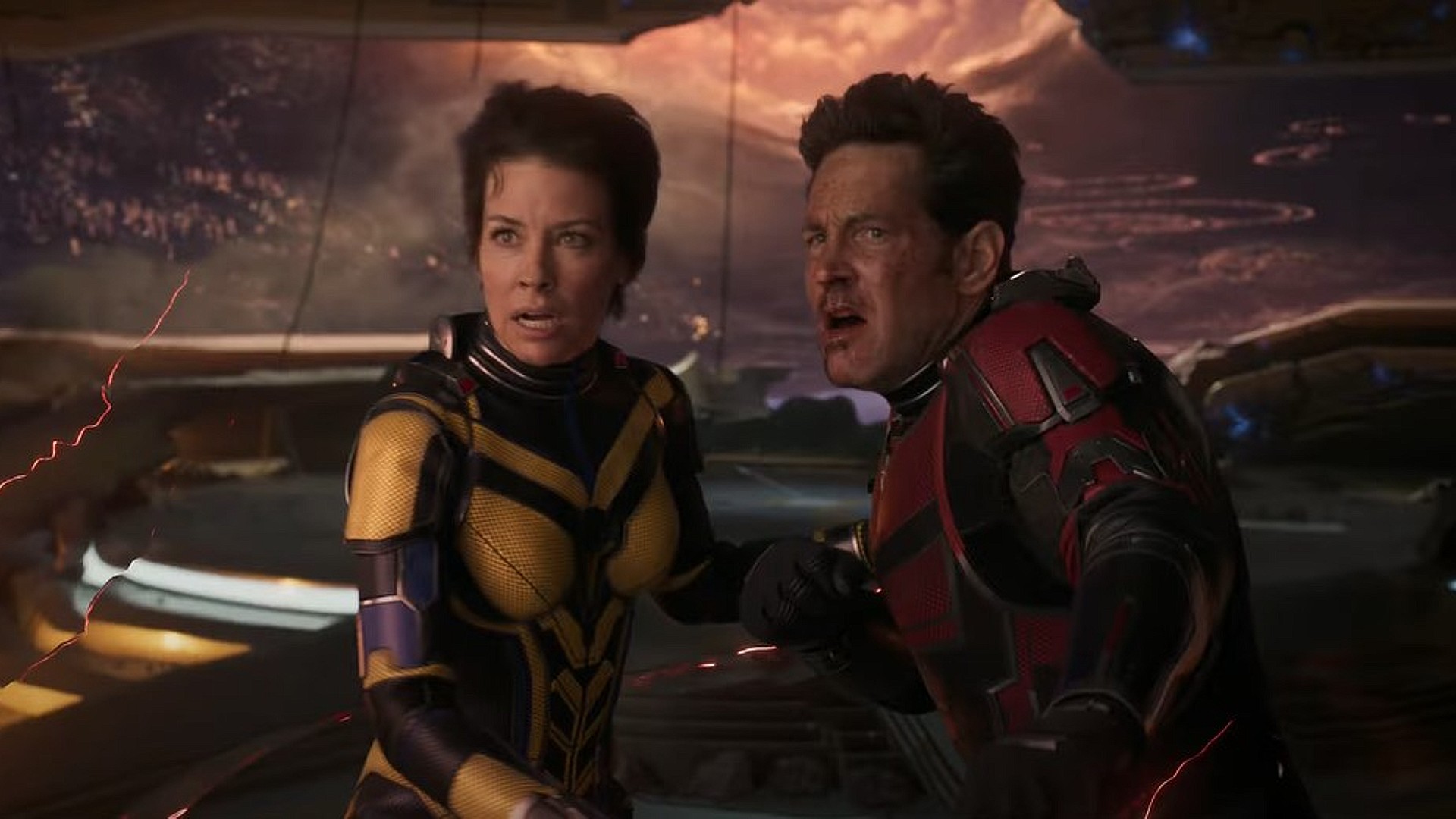 Evangeline Lilly as Hope van Dyne and Paul Rudd as Scott Lang in Ant-Man and the Wasp: Quantumania