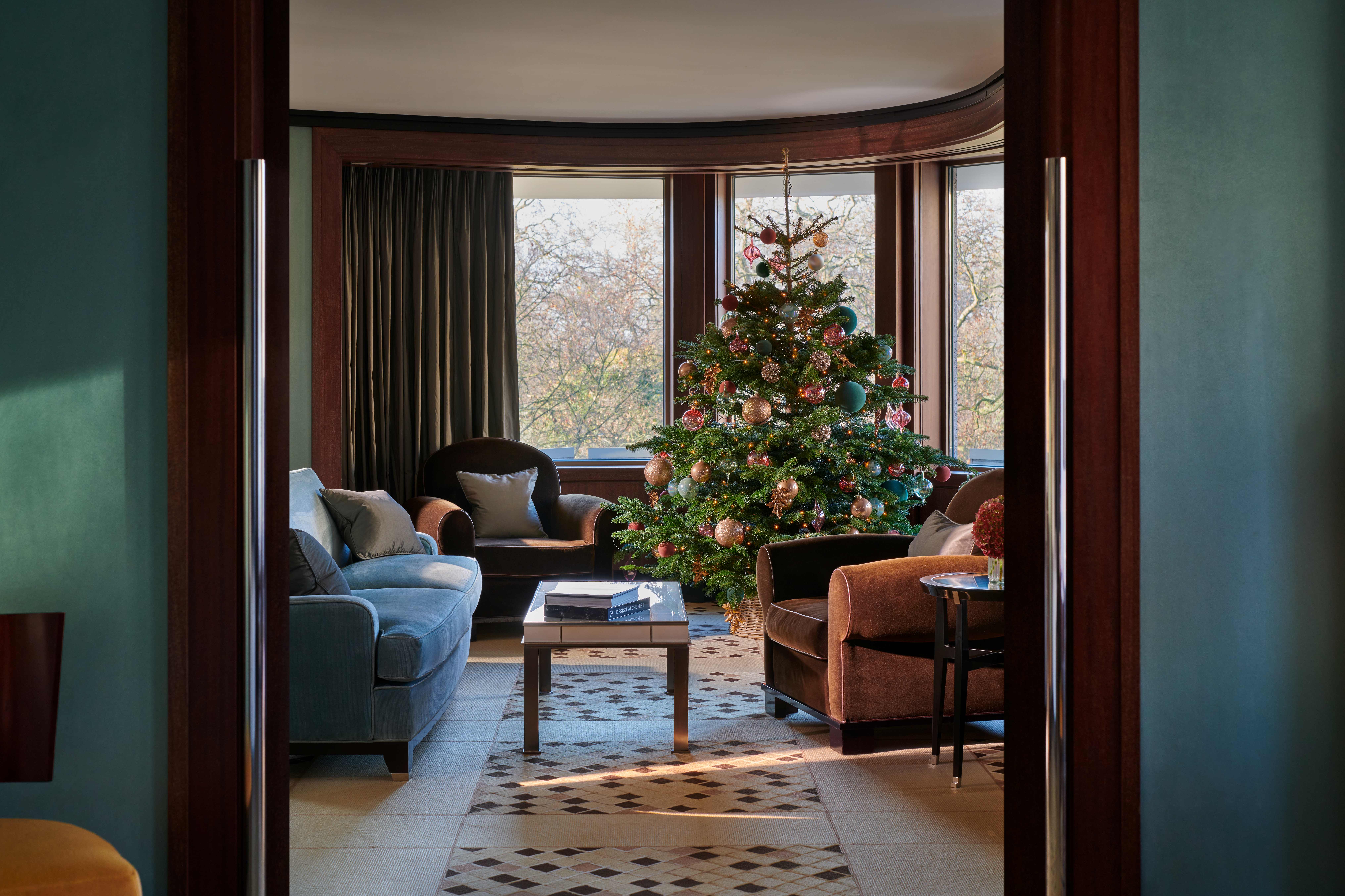 45 Park Lane_ Festive_In Suite _Dorchester Collection _15_