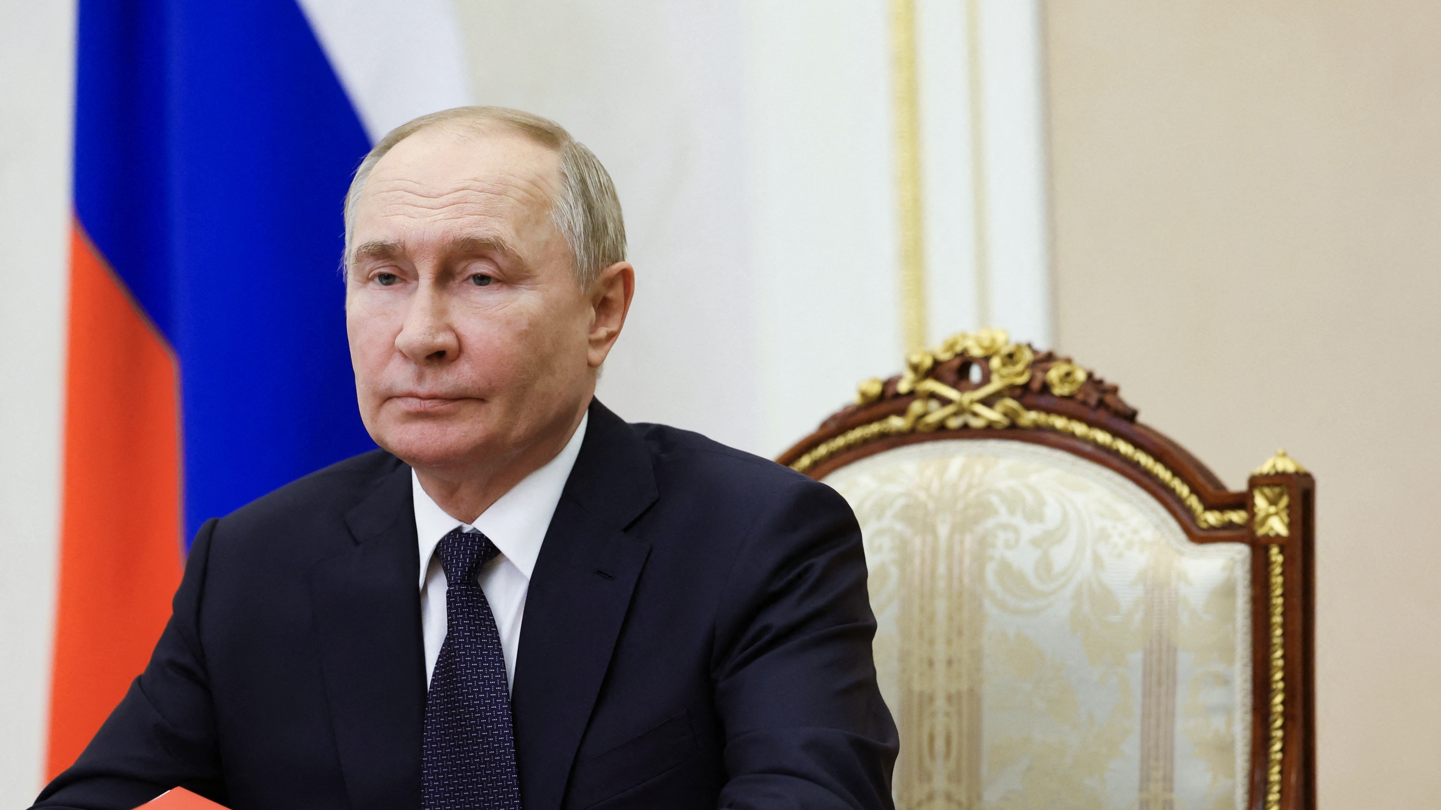 Attacks on Russia: how will Putin react? thumbnail