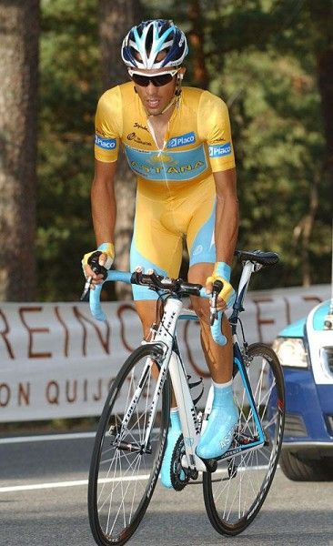 Alberto Contador (Astana) didn't have good legs, but still managed second on the stage.