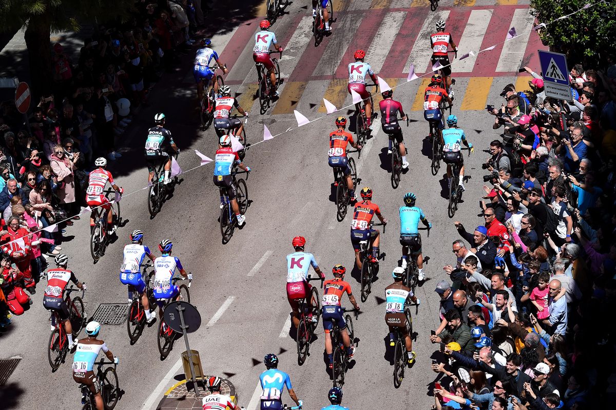 The peloton roll out at the start of the stage