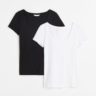 white and black t-shirt set