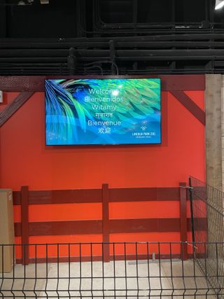 The Lincoln Park Zoo donned with digital signage from Peerless-AV.