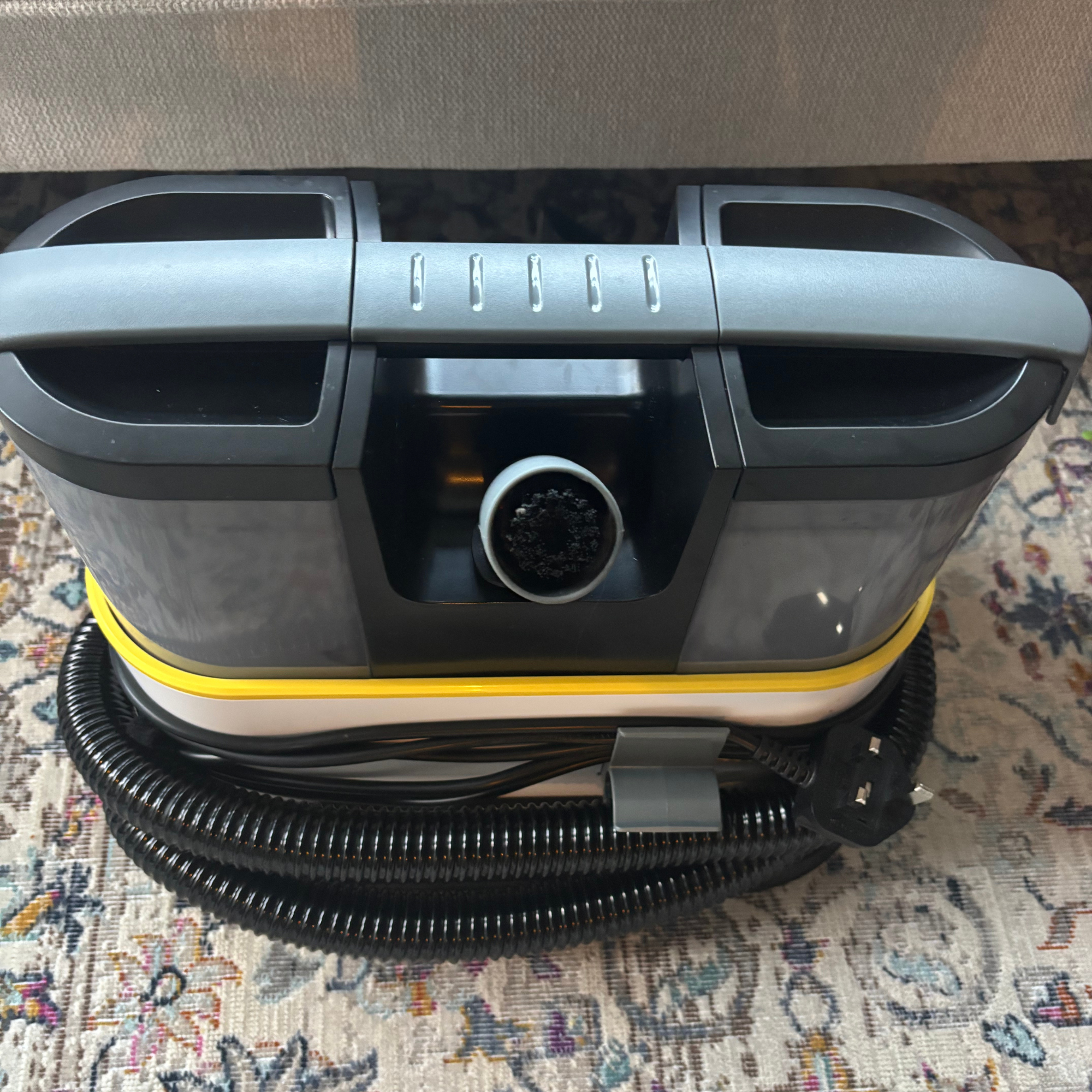 Karcher SE 2 Spot Care Spot Cleaner review