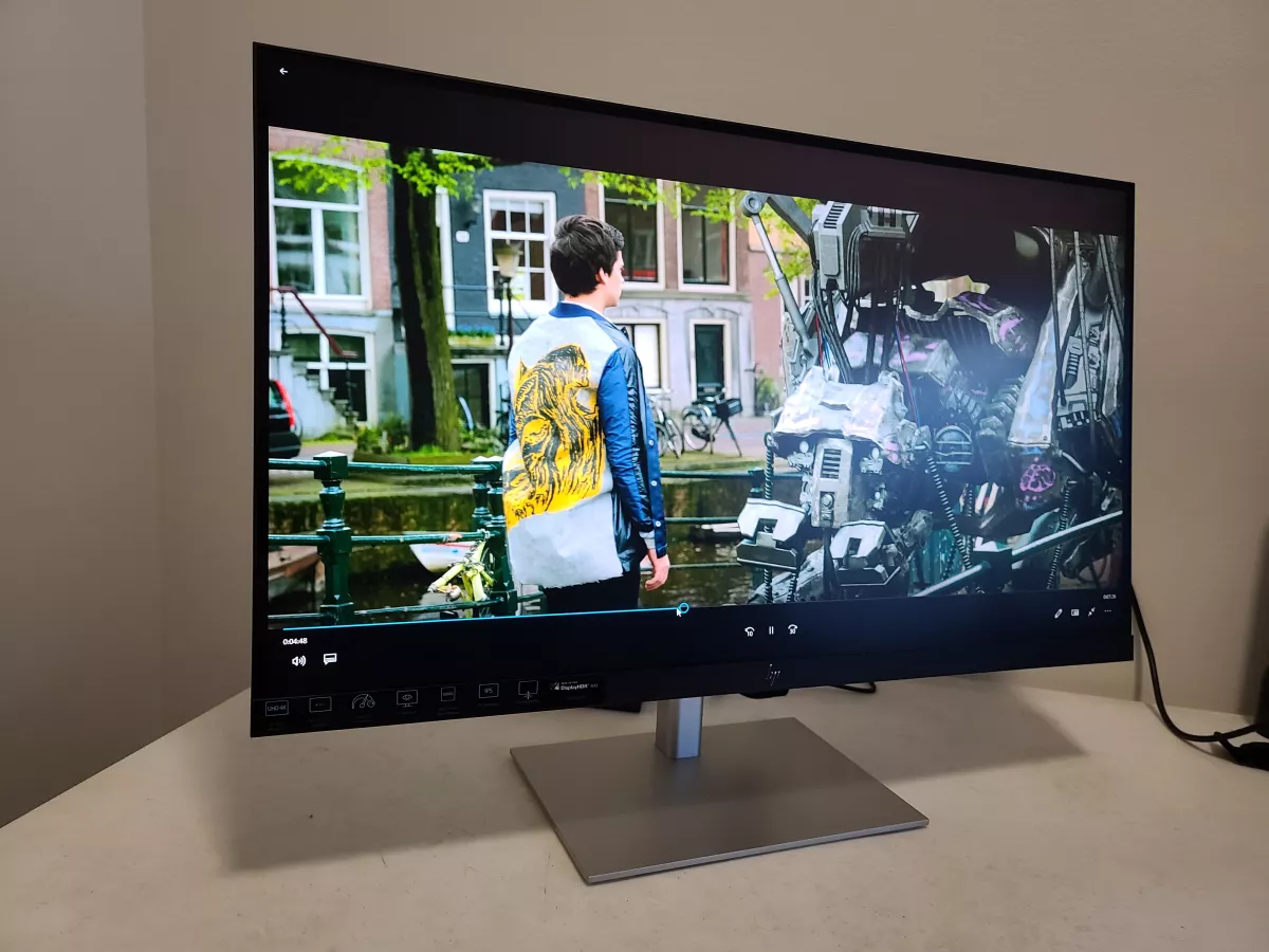 HP U28 4K HDR Monitor