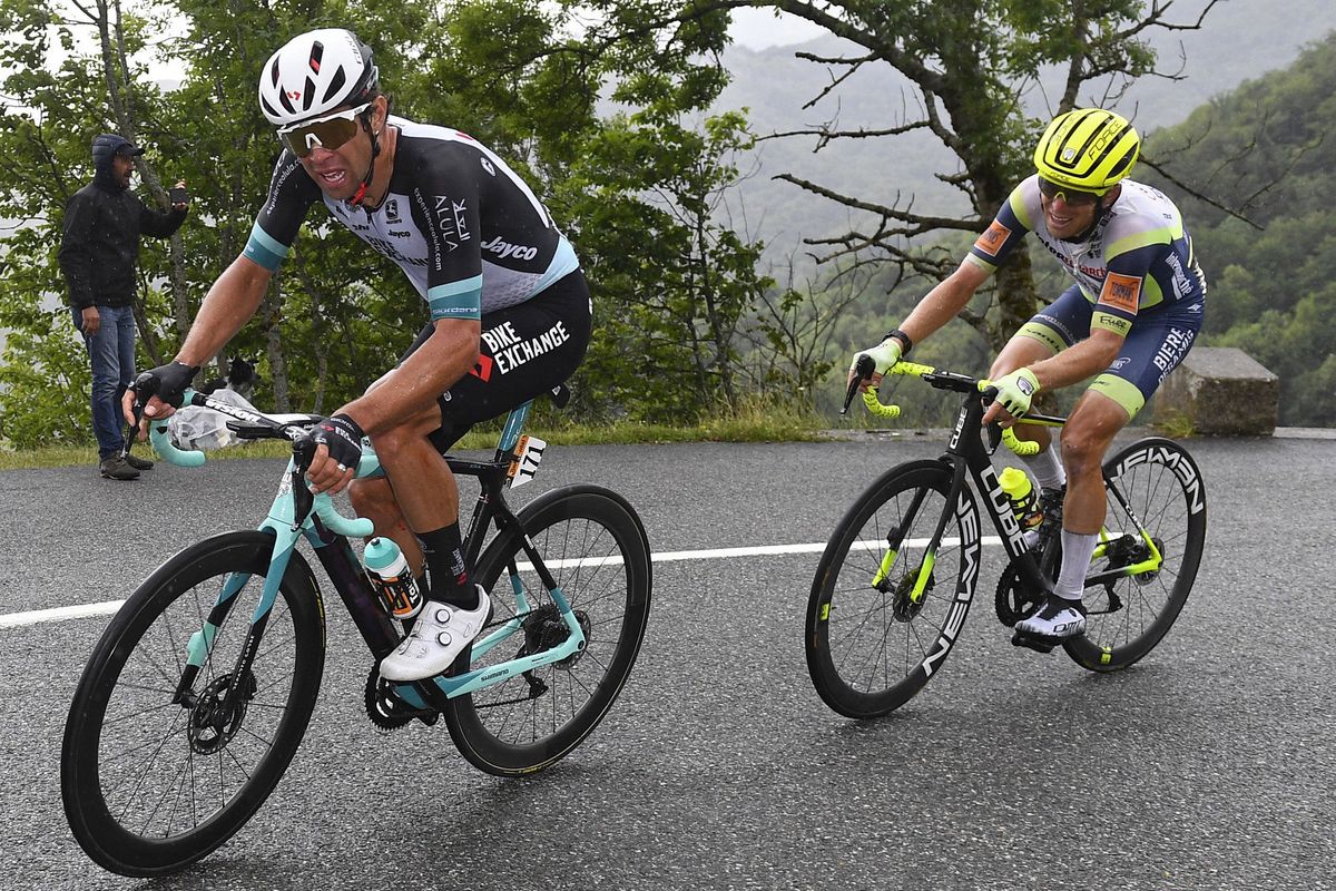 Tour de France 2021 - 108th Edition - 16th stage El Pas de la Casa - Saint-Gaudens 169 km - 13/07/2021 - Michael Matthews (AUS - Team Bikeexchange) - Jan Bakelants (BEL - Intermarche' - Wanty - Gobert Materiaux) - photo Gregory Van Gansen/PN/BettiniPhoto&Acirc;&copy;2021