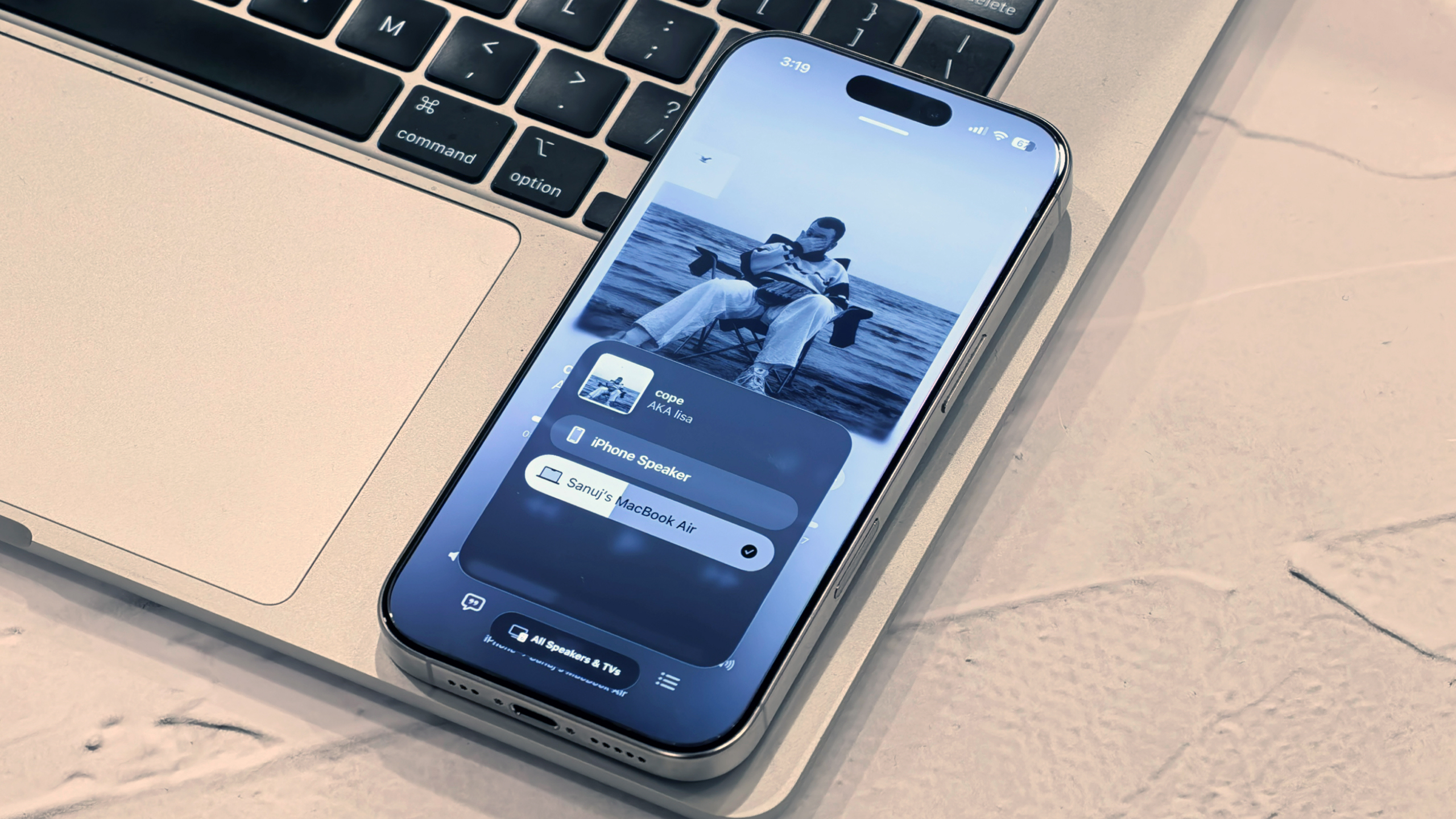 iPhone AirPlay to Mac playing music from iPhone to Mac