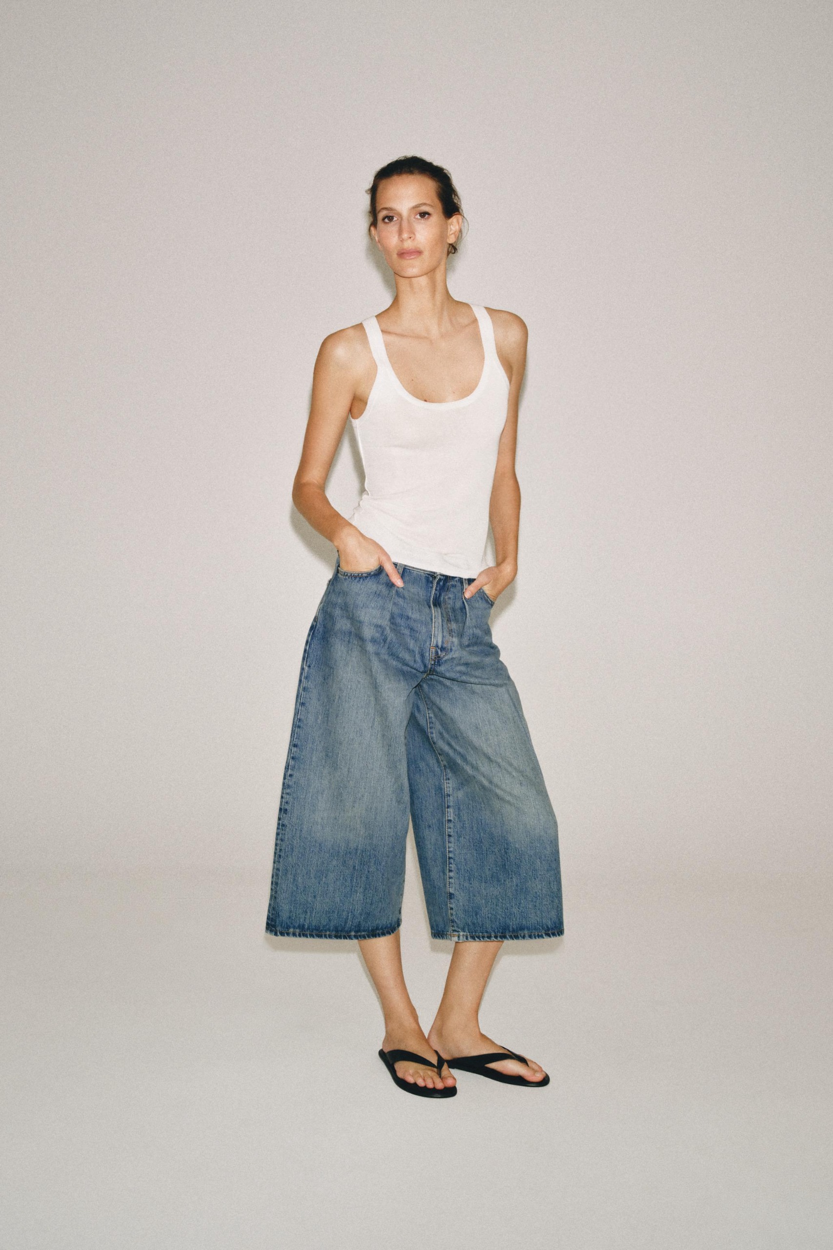 Zw Collection Mid-Waist Denim Bermuda Shorts - Blue - 6