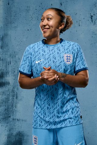Women’s england football kit