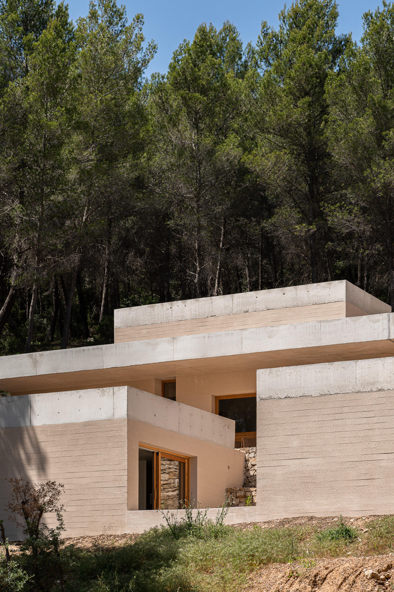 Maison Au Tholonet, France, AT Architectes