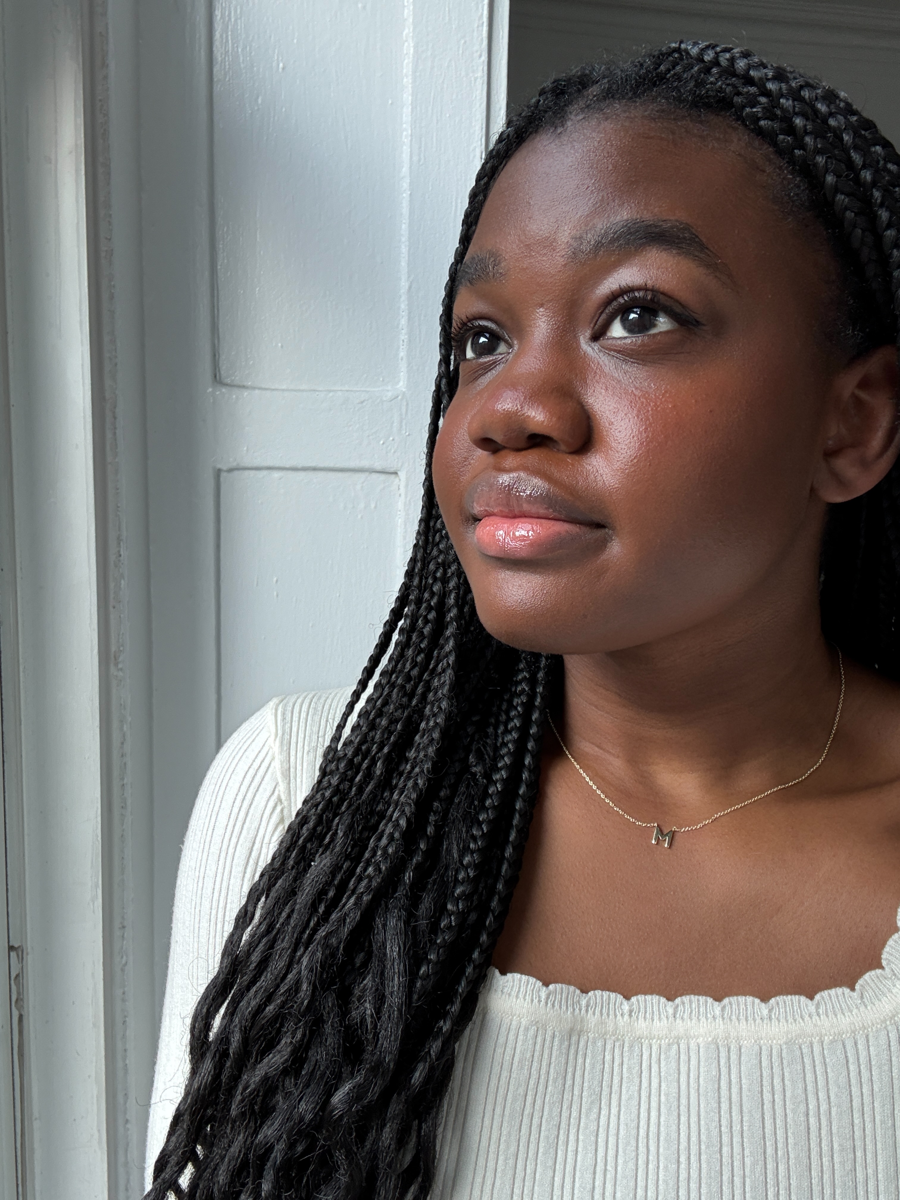 Associate Beauty Editor Maya Thomas wearing Lancôme's Hypnôse Drama Instant Volumizing Mascara.
