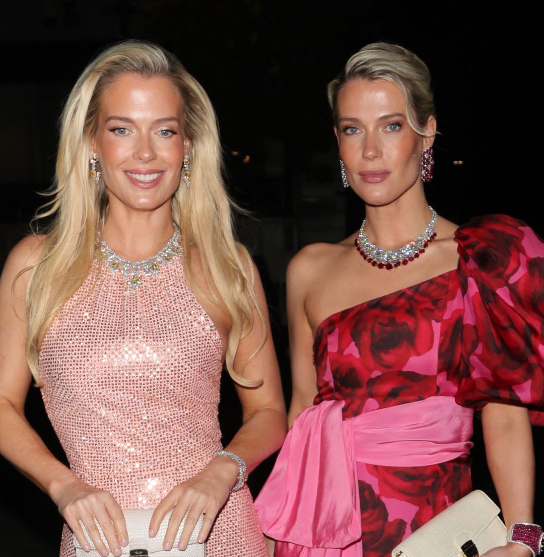 Amelia and Eliza Spencer in pink dresses at the Pink Ball 