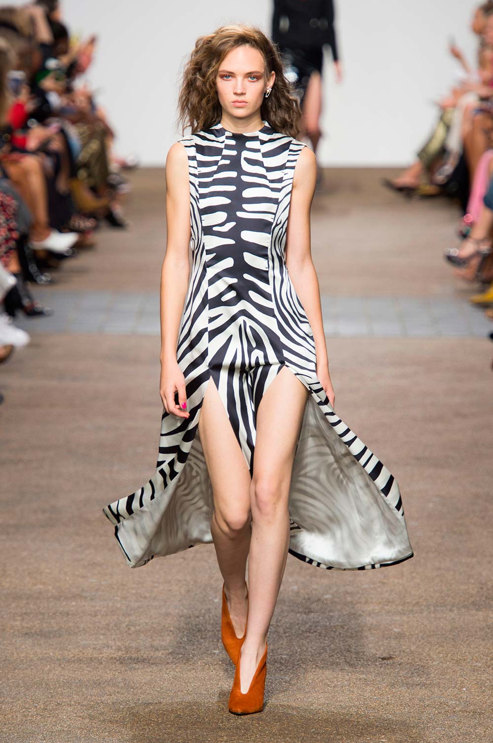 Topshop-Unique-Spring-summer-2017-LFW-08