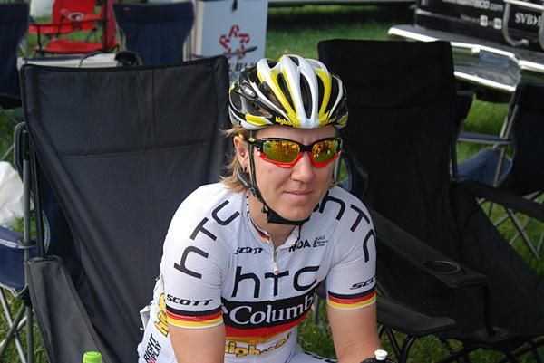 Ina Teutenberg (HTC-Columbia) relaxed and confident at the start.