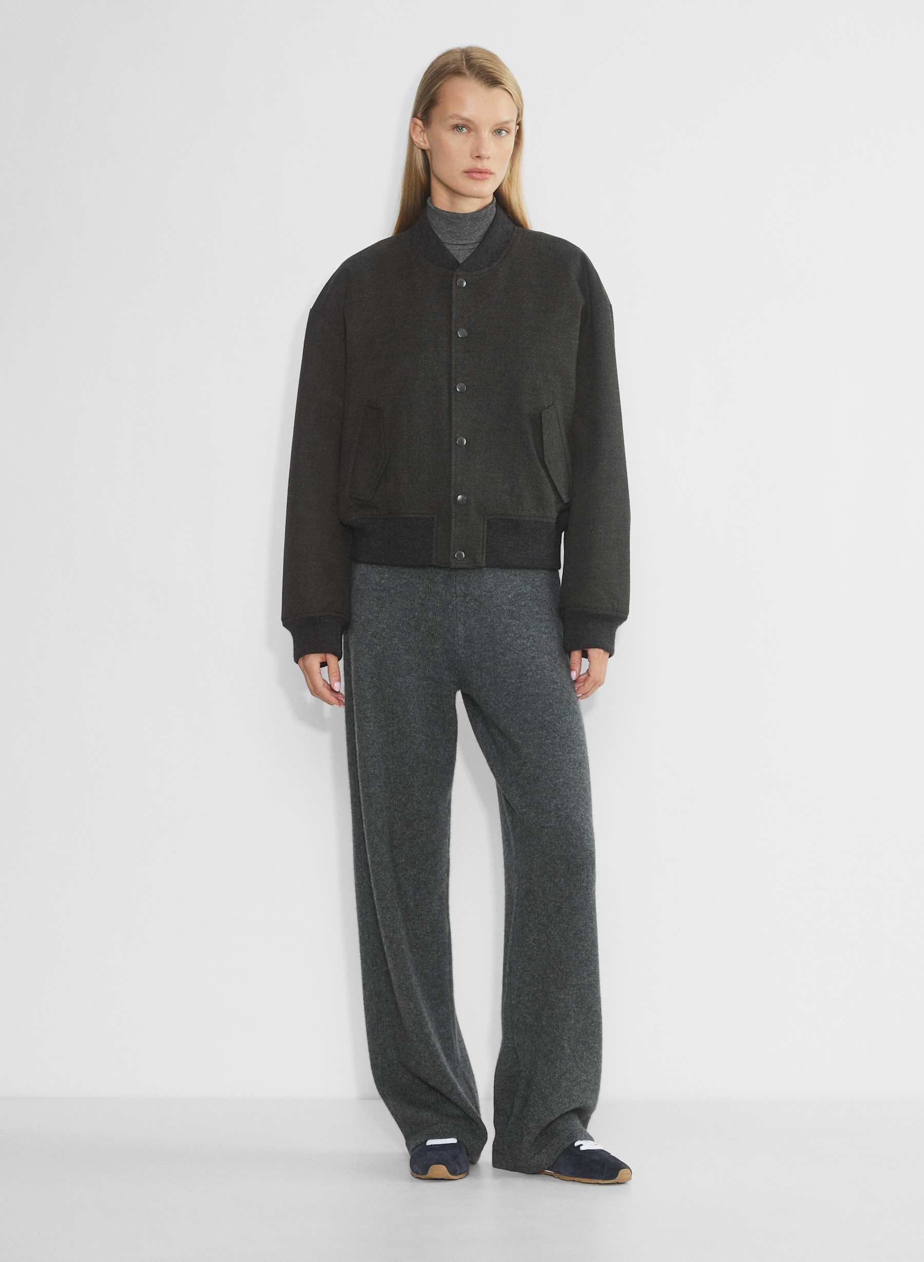 aritzia,
