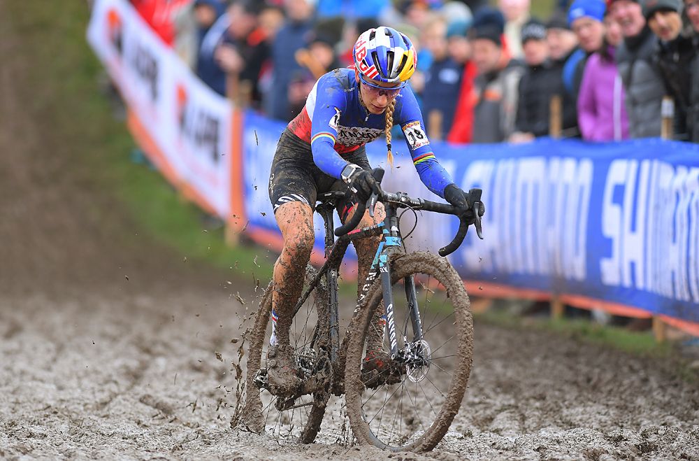 Pauline Ferrand-Prevot surged to third