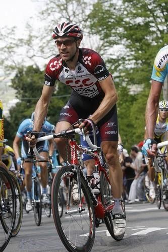 Jens Voigt (Team CSC) on the Mur de Huy.