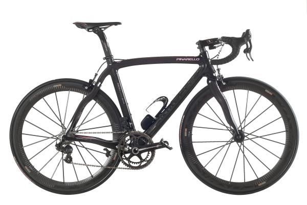 The Dogma Giro d'Italia bike equipped with the new Campagnolo electronic gear system