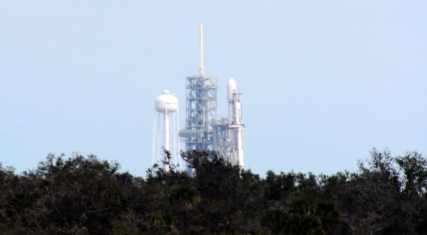 SpaceX Wins $130 Million Military Launch Contract for Falcon Heavy | Space