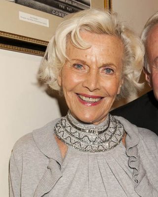 Honor Blackman: &#039;Sean is my favourite Bond!&#039;