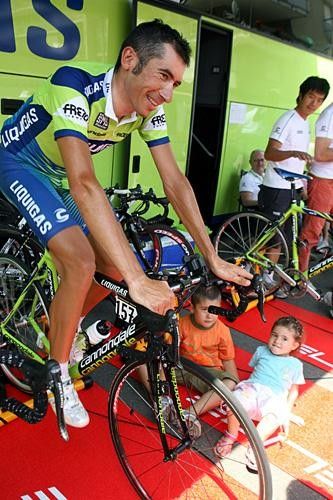 Alessandro Spezialetti (Liquigas) was relaxed during the warm up.