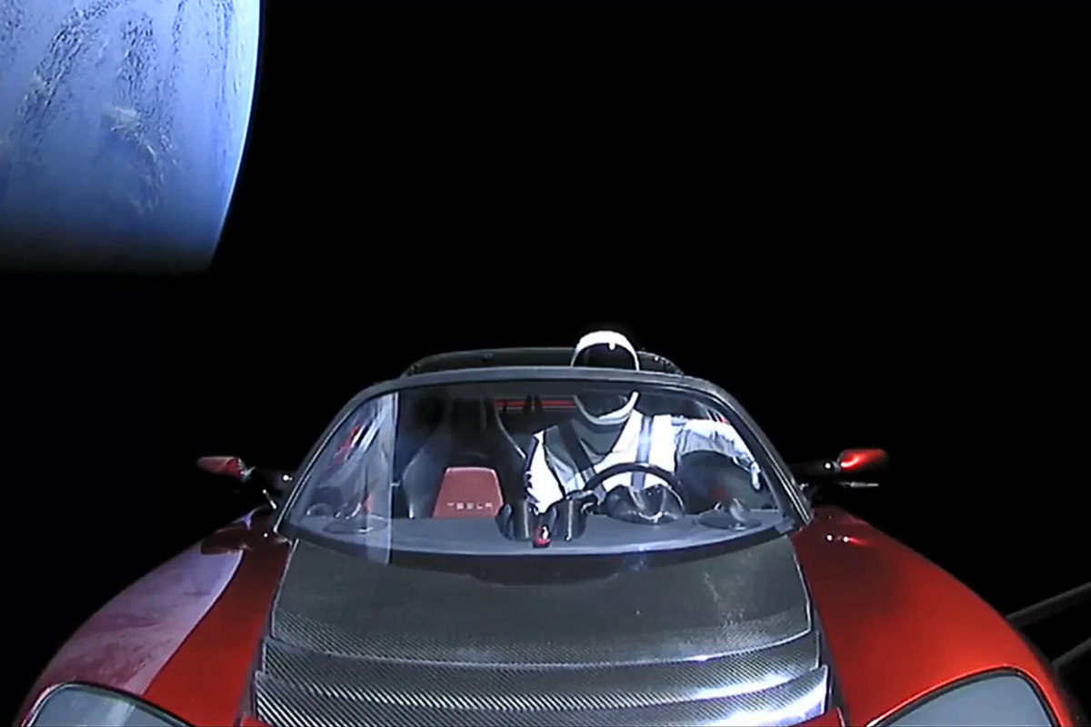 Why Does The Tesla Look So Fake In Space We Asked A Chemist