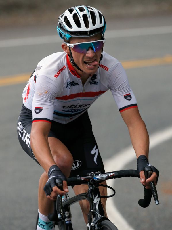 Julian Alaphilippe (Etixx-Quickstep) doing a Thomas Voeckler impersonation on his way to victory