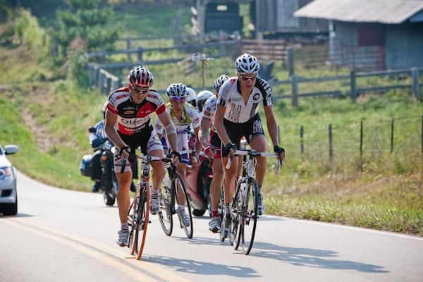 Bernard Vanulden (Jelly Belly) sitting in the break.
