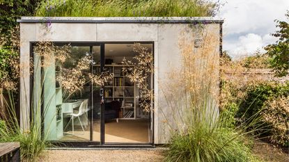 Garden Shed - office. Elmthorpe Road, Oxford, United Kingdom