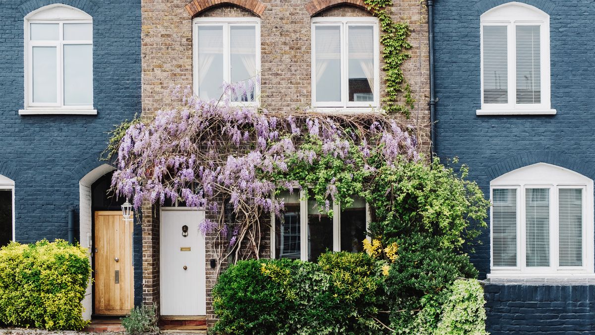 Which brickwork pointing styles are best for historic or contemporary ...