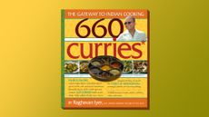 Book cover of '660 Curries' by Raghavan Iyer