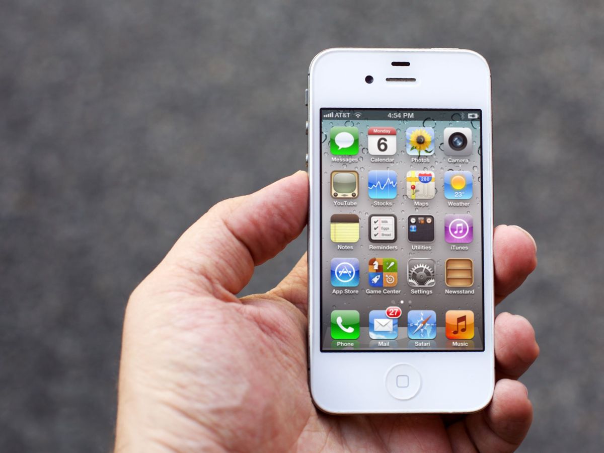 First look: Setting up the new iPhone 4S with iOS 5