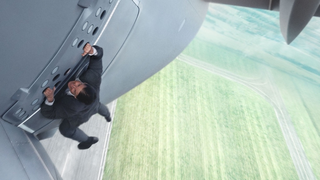 Tom Cruise in Mission: Impossible – Rogue Nation