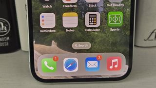 iPhone dock on ios 17 home screen